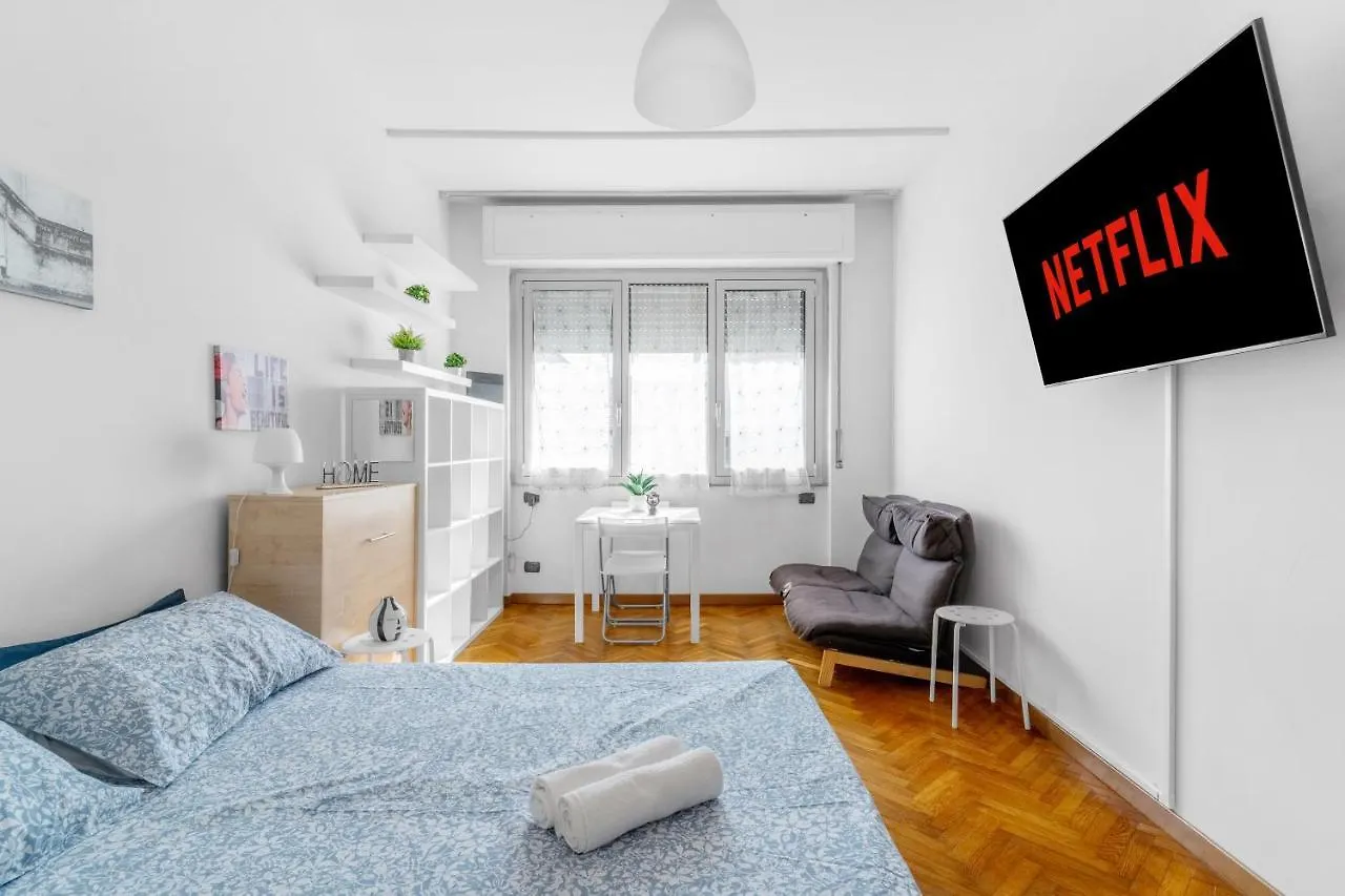 Pe1 -Corso Buenos Aires- 10 Minutes From The Duomo Apartment Milan