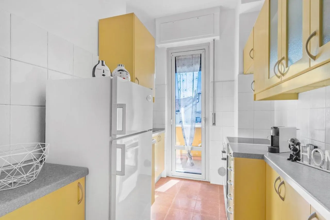 Pe1 -Corso Buenos Aires- 10 Minutes From The Duomo Apartment Milan Italy